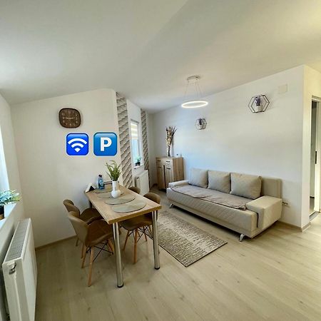Jokai Apartments Nr9, Code Entry Sfântu-Gheorghe Eksteriør billede