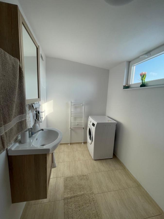 Jokai Apartments Nr9, Code Entry Sfântu-Gheorghe Eksteriør billede