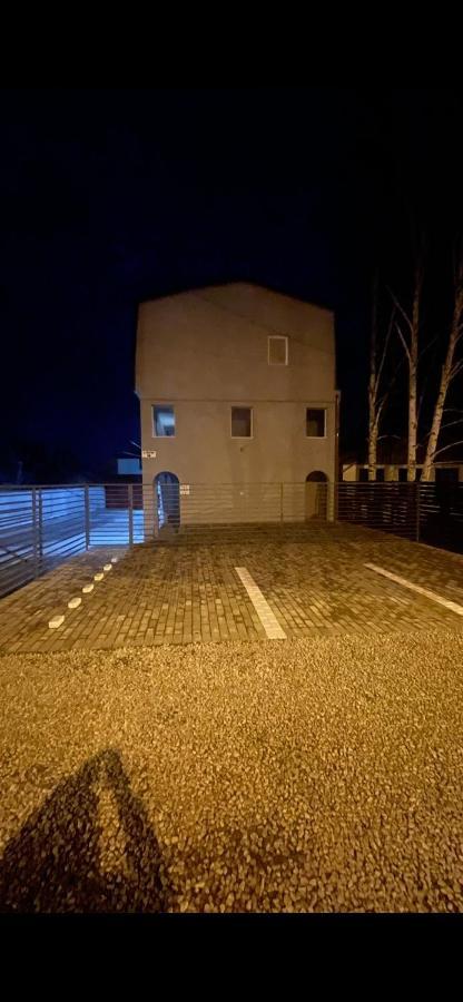 Jokai Apartments Nr9, Code Entry Sfântu-Gheorghe Eksteriør billede