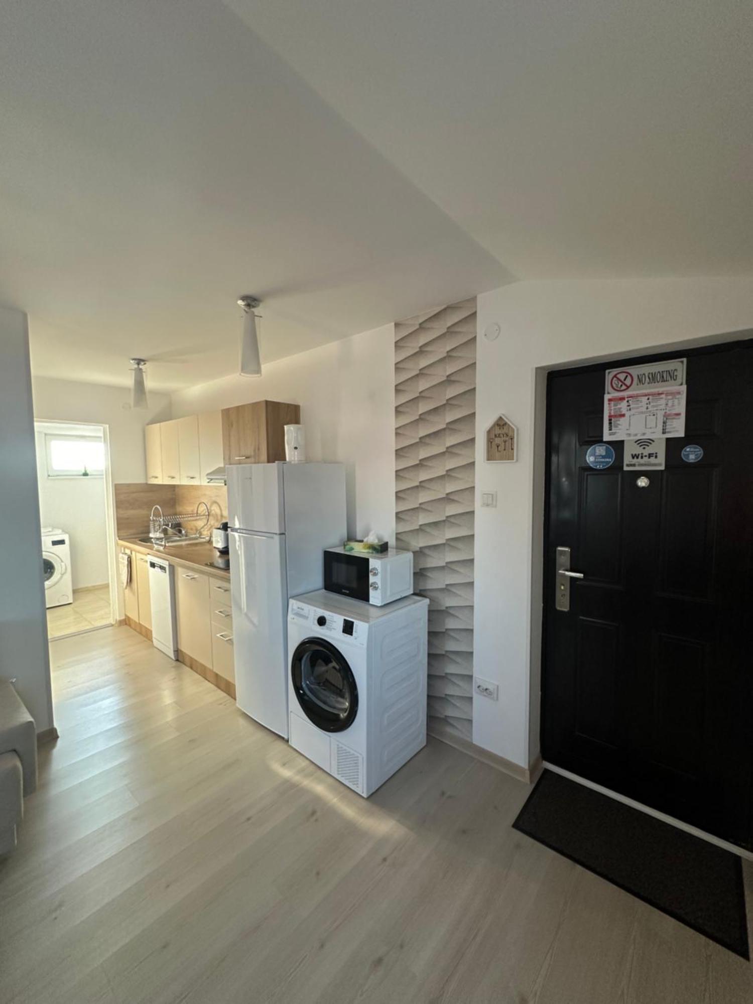 Jokai Apartments Nr9, Code Entry Sfântu-Gheorghe Eksteriør billede