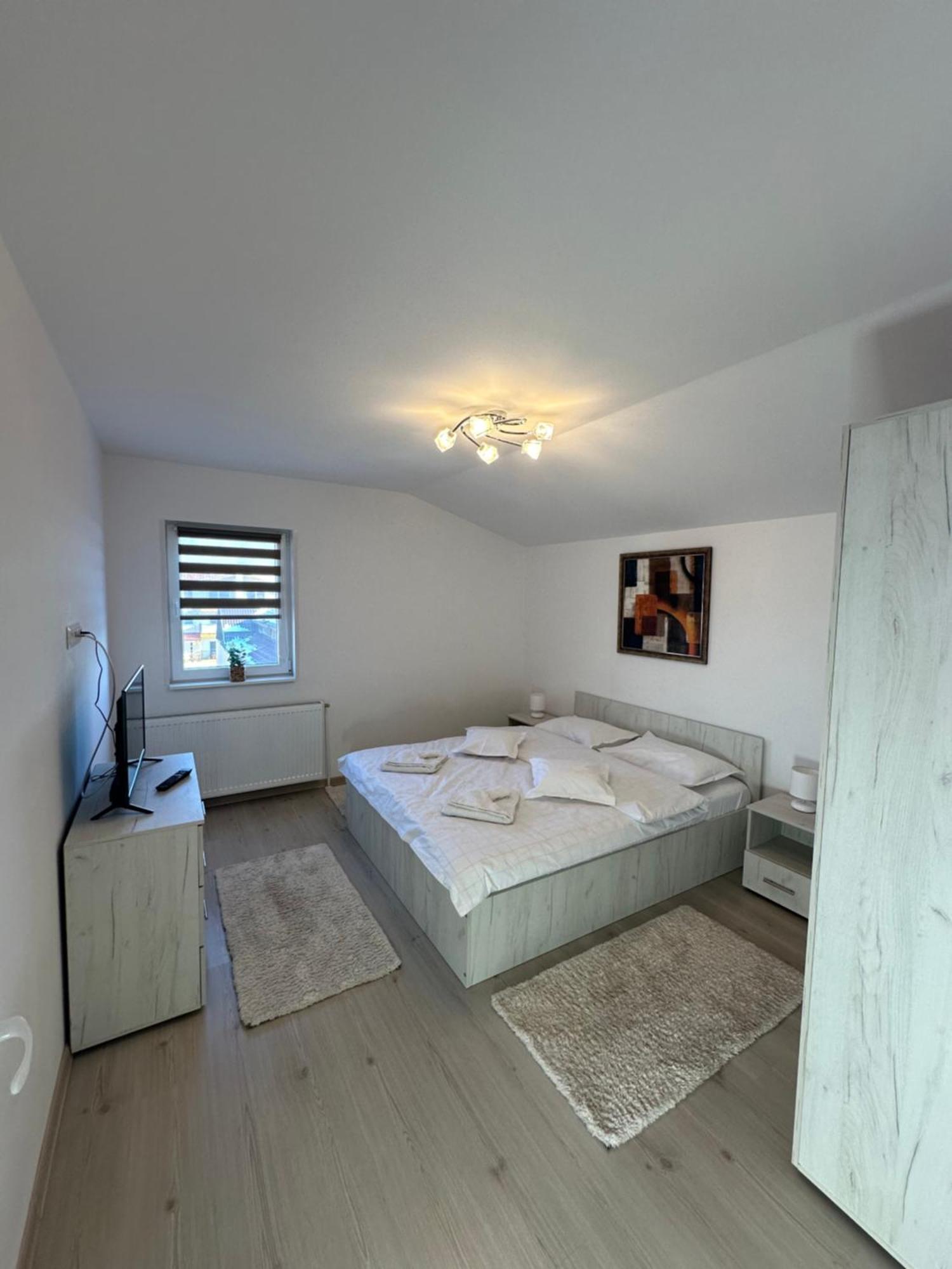 Jokai Apartments Nr9, Code Entry Sfântu-Gheorghe Eksteriør billede